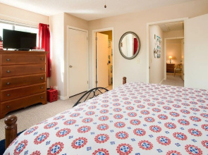 36 Deallyon Ave Condo Unit 120 3 Bedrooms 3.5 Bathrooms Condo