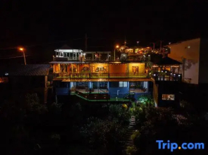Leesuma cafe & homestay