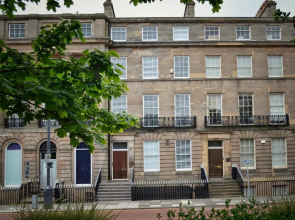 Apartment 4 Hamilton Square