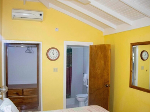 Momsplace Guesthouse