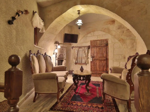 Maccan Cave Hotel