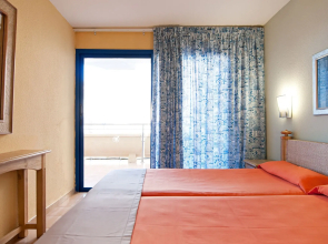 LIVVO Lago Taurito Hotel & Aquapark All Inclusive