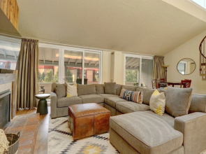 Sb206 Snowbridge 2br 2ba 2 Bedroom Condo by RedAwning