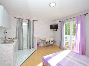 Apartment and Rooms Ivana