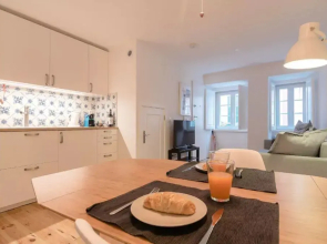 New Apt Historic Center Bairro Alto by LCH