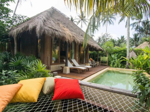 High Season Pool Villa & Spa