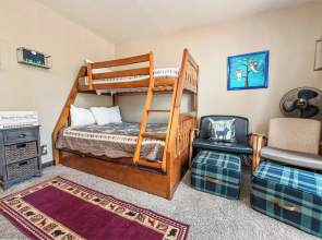 Ponderosa Hill Cabin