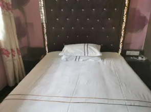 Shanghai Xingpu 99 Fashion Hotel