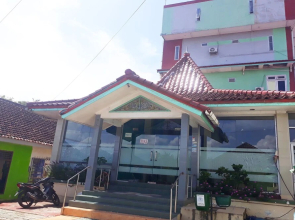OYO 2611 Hotel Krui Syariah