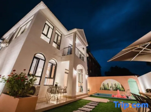 Longqingxia Lingting Homestay