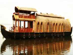 Sreekrishna Houseboat