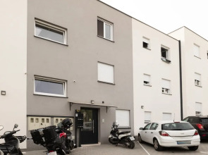 Modern Apartment Domina, With Balcony and Parking