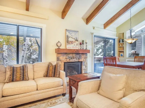 Sv140 - Walk to Lifts & Town - Hot Tub & Pool