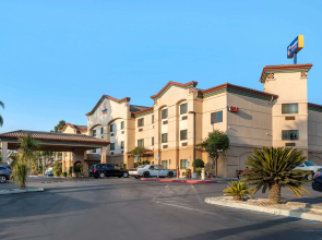 Citrus Suites Redlands Loma Linda Hotel