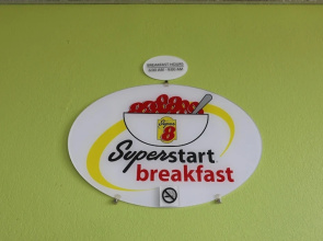 Super 8 By Wyndham Manassas