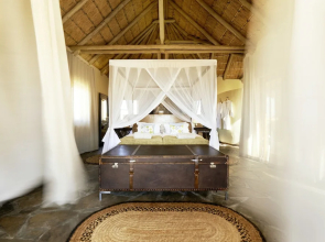 Sandfontein Lodge & Nature Reserve
