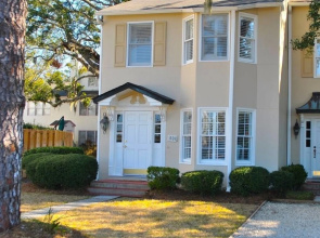 1500 Ocean - 2 Br Townhouse