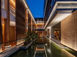 Jianguo HIDDEN Hotel (Dali Ancient City)