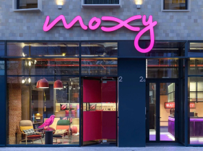 Moxy Lisbon City