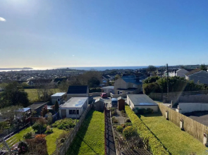 Kaolin House by StayStaycations