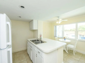 Siesta Key Beach Resort and Suites