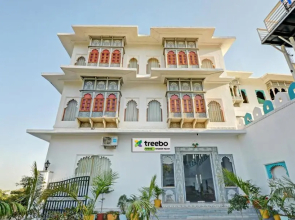 Treebo Khakhri Haveli