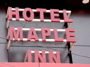Hotel Maple Inn