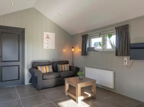 Beach House 't Koepeltje Near Dunes