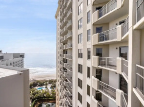 Ocean View 3 Bedroom Unit #1607 Royale Palms 3 Condo