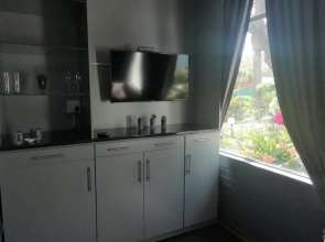 Lindekroon Guest House
