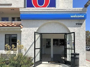 Studio 6 Bellflower, CA - Los Angeles