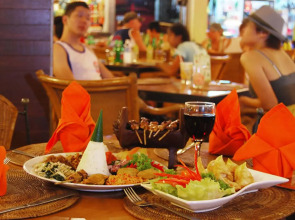 Yulia Beach Inn Kuta