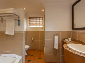 Courtyard Hotel Arcadia