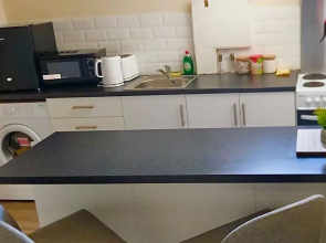 Cosy 1-bed Apartment in Bury Town Centre