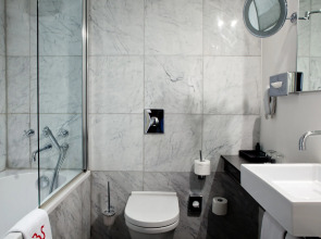 The Three Sisters Hotel