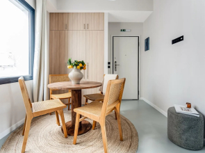 Sanders Port - Sleeky Studio With Roof-top Terrace