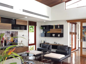 Pranaluxe Pool Villa Holiday Home