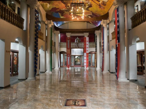 Excalibur Boutique Hotel