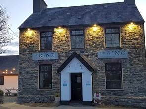 Ensuite Bed And Breakfast Rooms At The Ring Pub