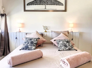 Casa Bea beautiful sea view 10 walk from the beach