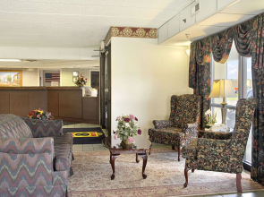 Super 8 by Wyndham Ruther Glen Kings Dominion Area