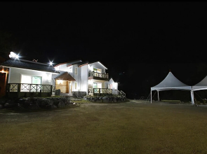 Yeongwol Hanbando River Pension