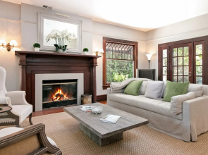 New Listing! The Penthouse Suite At De La Vina Inn Studio Bedroom Hotel Room