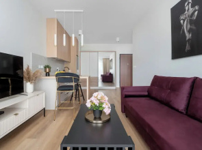 Wodna Apartment Łodź by Renters