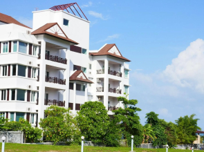 Khanom Beachfront Apartment 1