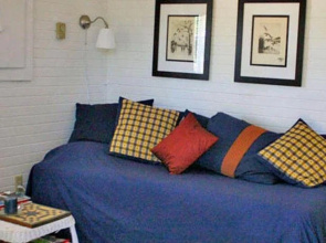 Longhouse Bed & Breakfast