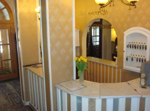 Hotel Bristol