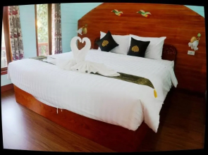 Ruentai Boutique @ Airport