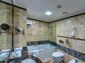 Sharjah Palace Hotel