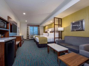 Best Western Plus Gardena Inn & Suites